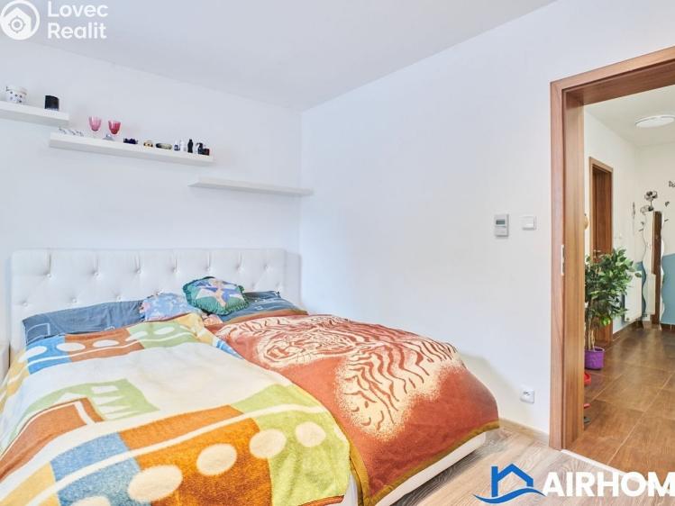 Prodej rodinného domu Praha, Všerubská 1080/18a č. 9