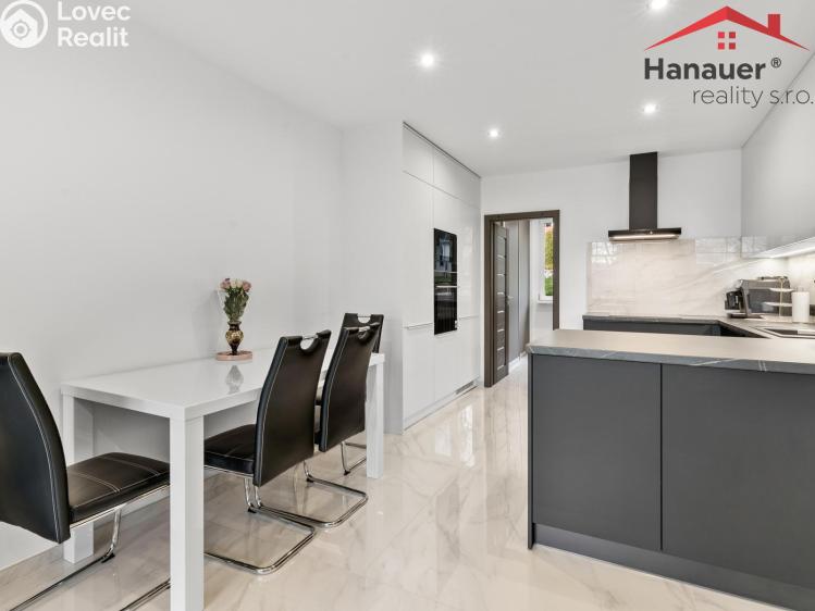 Prodej bytu 4+KK Česká Kamenice, 5. května č. 2