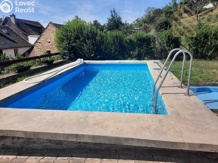 Prodej rodinného domu Velké Žernoseky č. 4