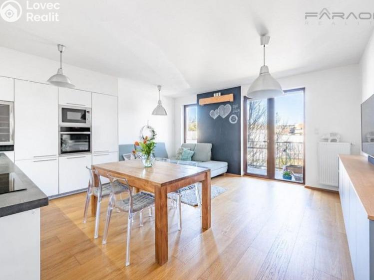 Продажа квартиры 3+KK Praha, Nademlejnská č. 9