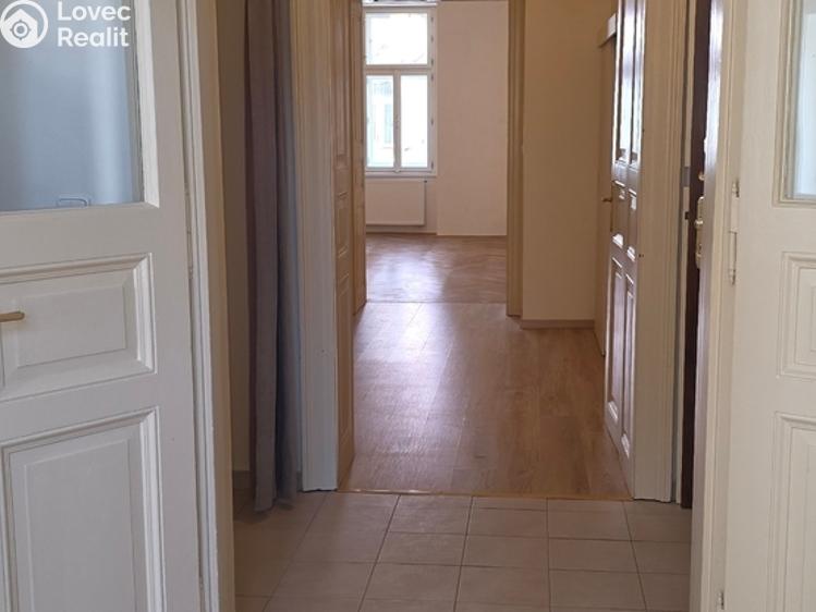 Pronájem bytu 2+1 Praha, Zborovská č. 5