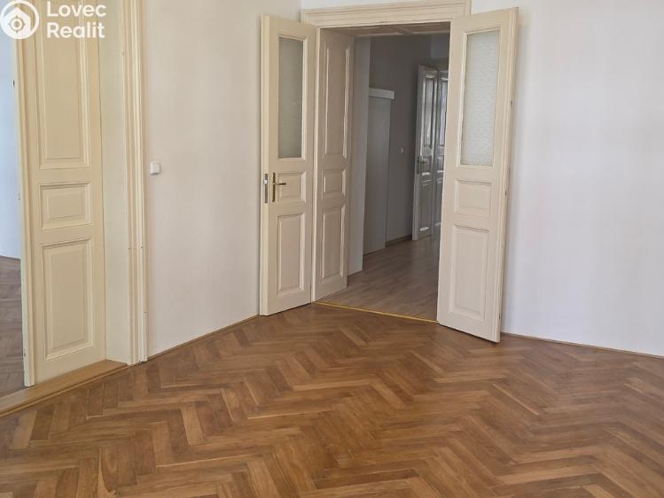 Pronájem bytu 2+1 Praha, Zborovská č. 12