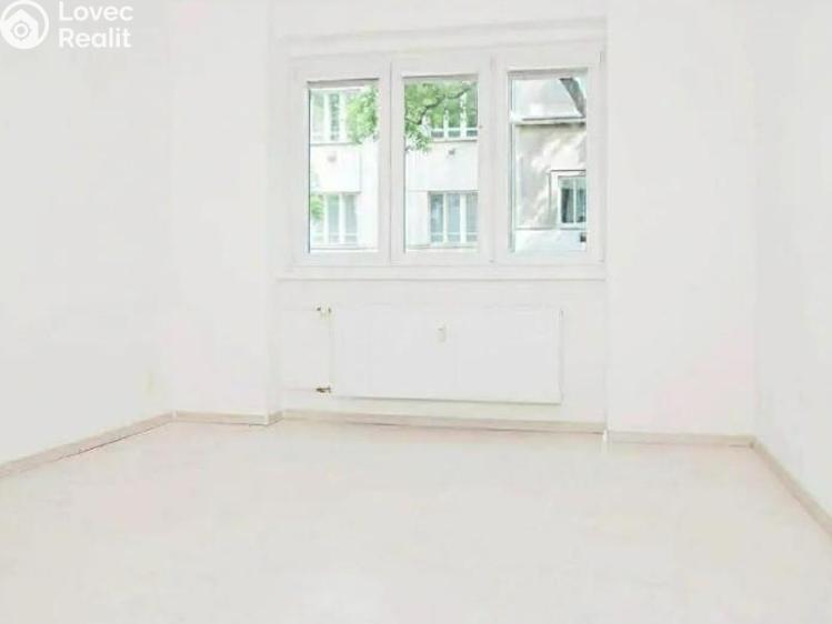 Pronájem bytu 3+KK Praha, Loudova č. 2
