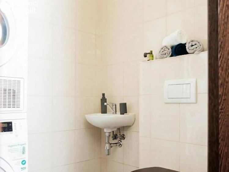 Pronájem bytu 3+KK Praha, Loudova č. 8