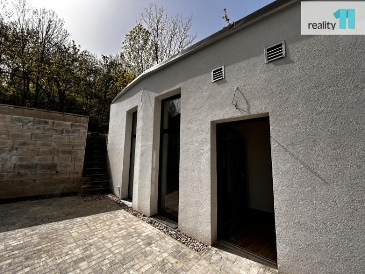 Pronájem bytu 1+KK Praha 4, Michelská č. 9