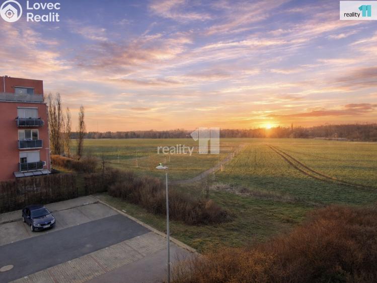 Pronájem bytu 1+KK Hostivice, Ječná č. 3