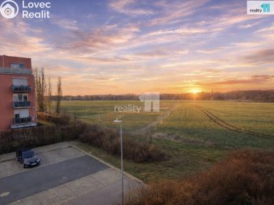 Pronájem bytu 1+KK Hostivice, Ječná č. 3