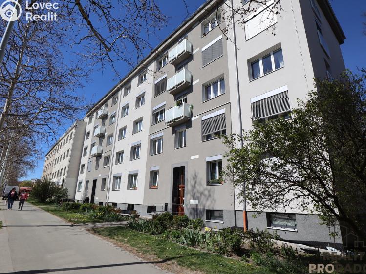 Pronájem bytu 1+KK Praha, Hartigova 2452/233 č. 7