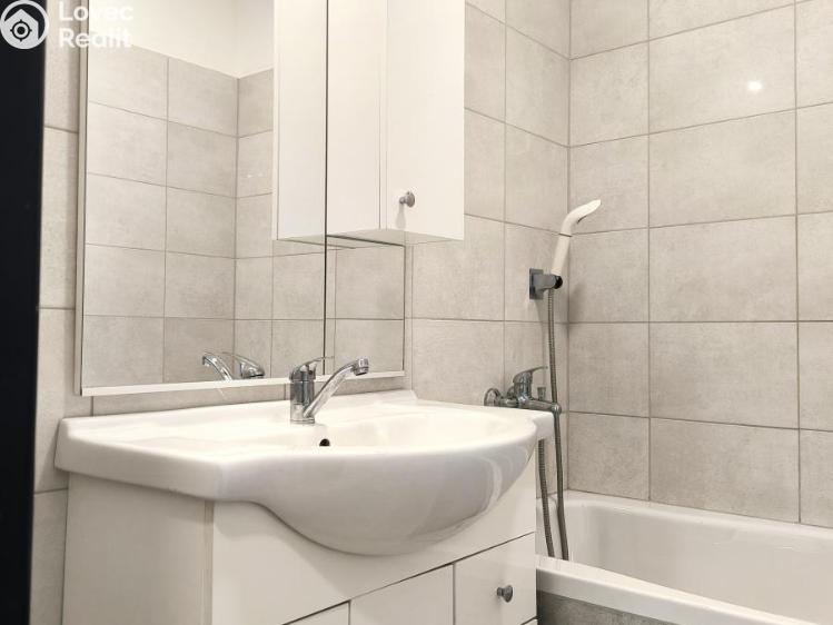 Продаж квартири 2+KK Havířov, Zvonková č. 17