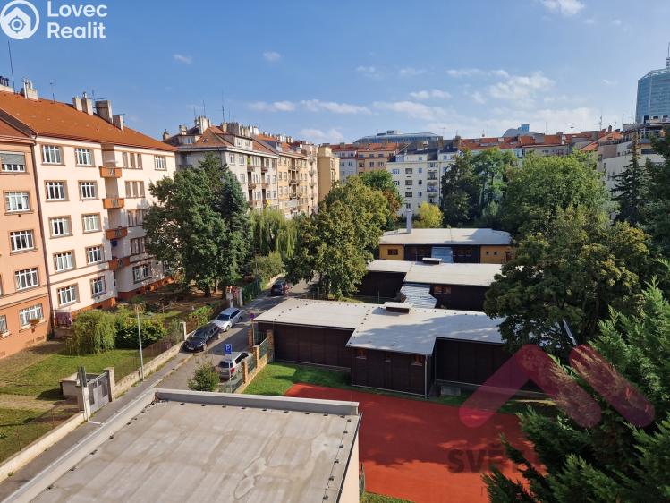 Pronájem bytu 1+KK Praha, Sevřená č. 10