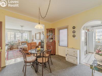 Sale apartment 3+1 Český Těšín, Ostravská č. 1