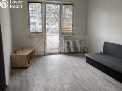 Оренда квартири 3+1 Cheb, Kosmonautů č. 2