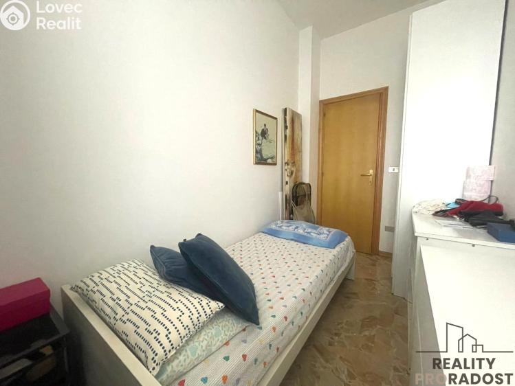 Продаж квартири 3+KK Via Silio Italico,Villa Rosa,Itálie č. 8