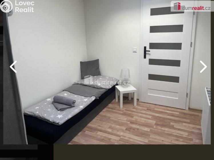 Pronájem bytu 1+KK Praha-Běchovice, Podnikatelská č. 6