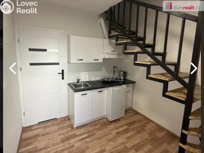 Pronájem bytu 1+KK Praha-Běchovice, Podnikatelská č. 1