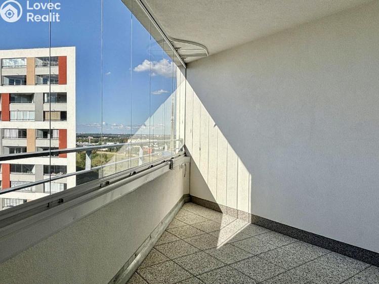 Pronájem bytu 2+KK Praha, Hornoměcholupská 746/139 č. 2