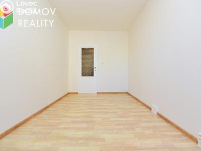 Rent apartment 3+KK Praha, Hostinského č. 11