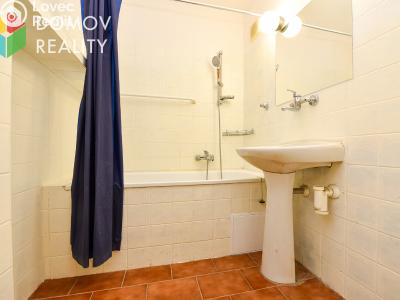 Rent apartment 3+KK Praha, Hostinského č. 12