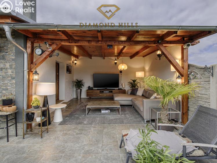 Prodej rodinného domu Janov č. 11