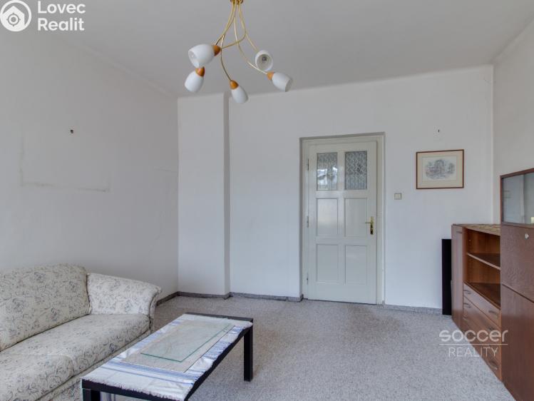 Rent family house Praha, Dobšická č. 11