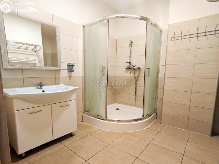 Pronájem bytu 2+KK Karlovy Vary, Sokolovská č. 7