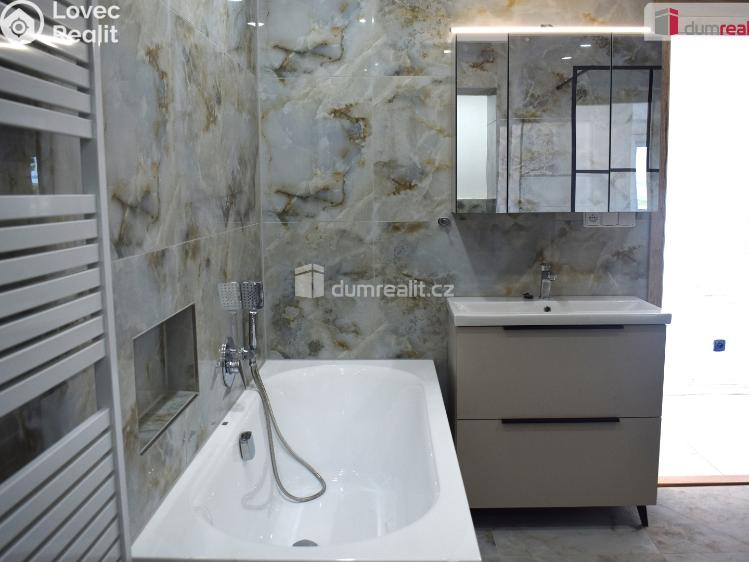 Pronájem komerční nemovitosti Sukorady č. 4