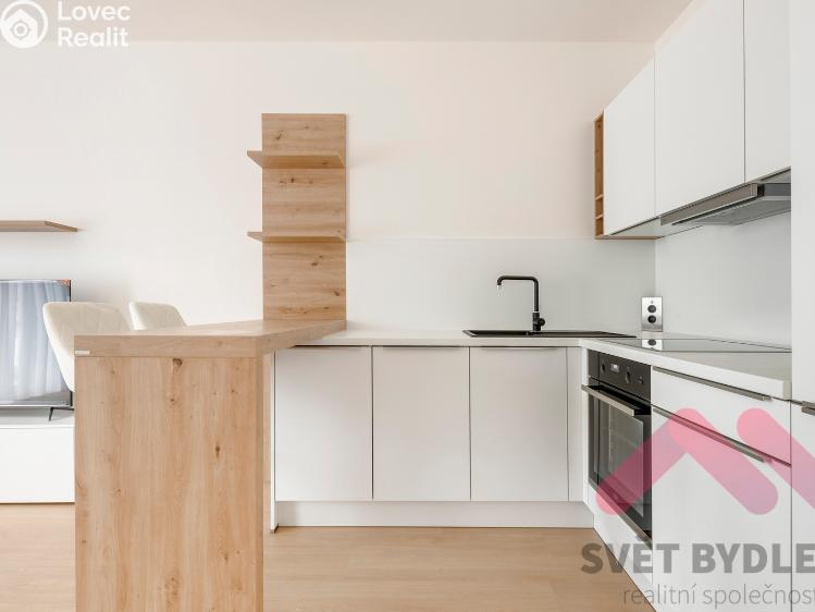 Rent apartment 2+KK Praha, Hindlova 1050/6 č. 8