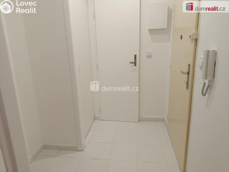 Pronájem bytu 1+KK Praha 10, V předpolí č. 6