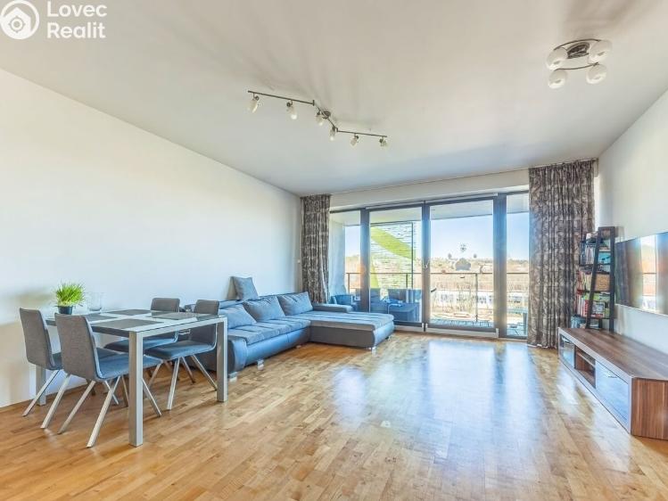 Sale apartment 3+KK Praha, V přístavu 1585/16 č. 6