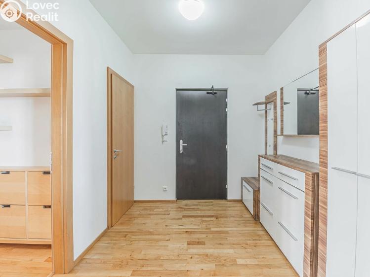 Sale apartment 3+KK Praha, V přístavu 1585/16 č. 13