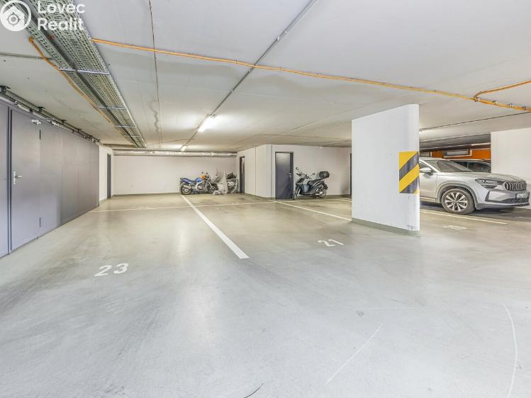 Sale apartment 3+KK Praha, V přístavu 1585/16 č. 17