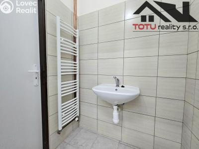 Pronájem komerční nemovitosti Jaroměř, Husova č. 5