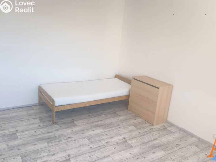 Аренда квартиры 1+1 Chomutov, 17. listopadu 4562 č. 7