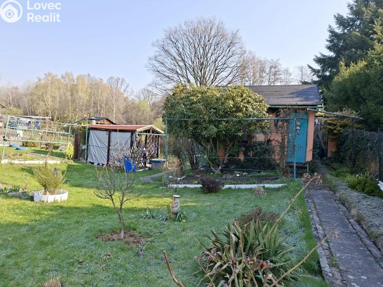 Продажа хижины Karviná, Včelařská č. 1