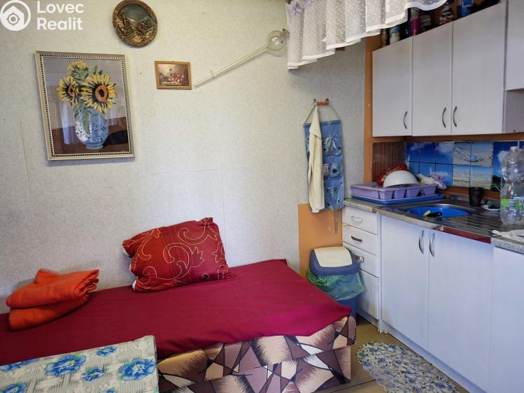 Продажа хижины Karviná, Včelařská č. 8