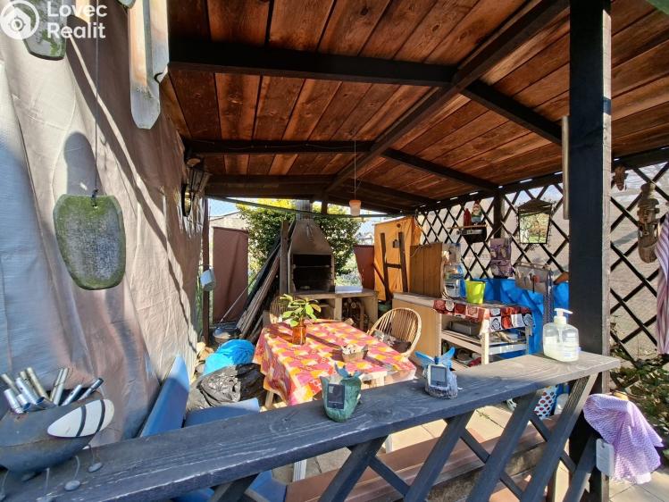 Продажа хижины Karviná, Včelařská č. 12