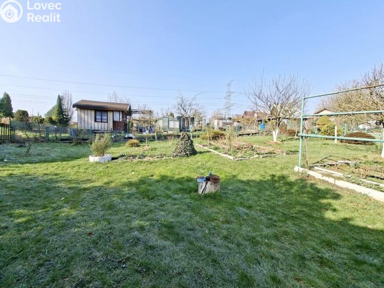 Продажа хижины Karviná, Včelařská č. 15