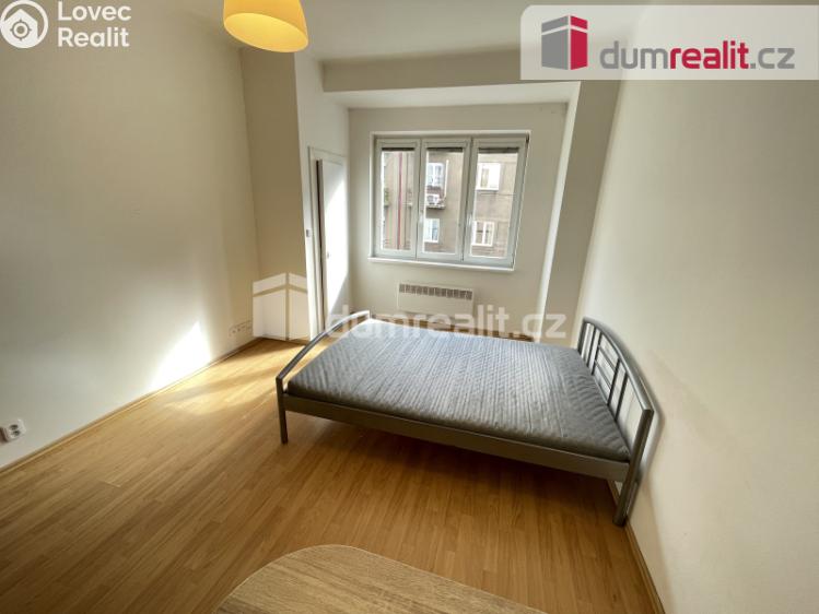 Pronájem bytu 1+KK Praha 5, Moulíkova č. 2