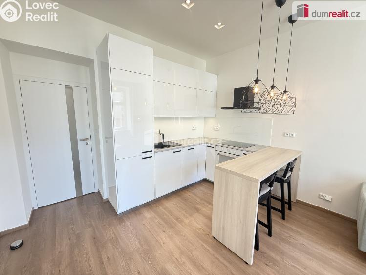 Pronájem bytu 2+KK Praha 5, Brožíkova č. 2