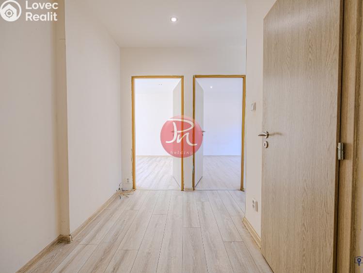 Продажа квартиры 2+1 Ostrava, Patrice Lumumby č. 9