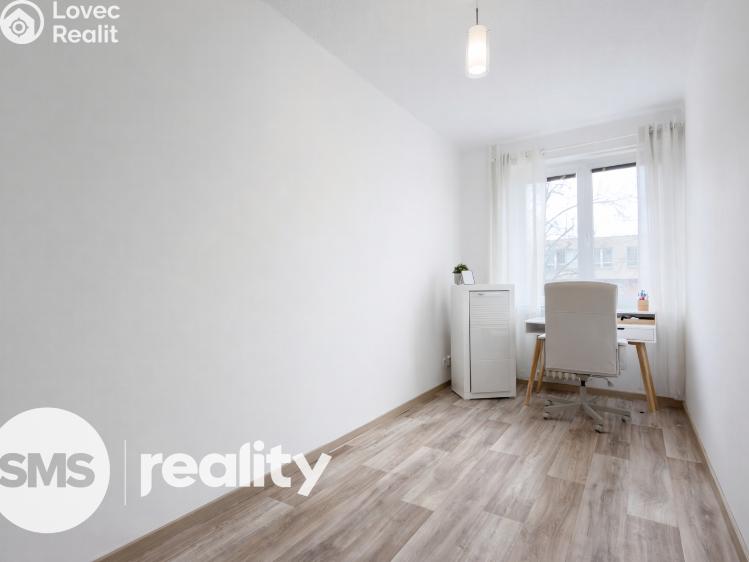 Pronájem bytu 3+1 Karviná, Žižkova 2852/17 č. 14