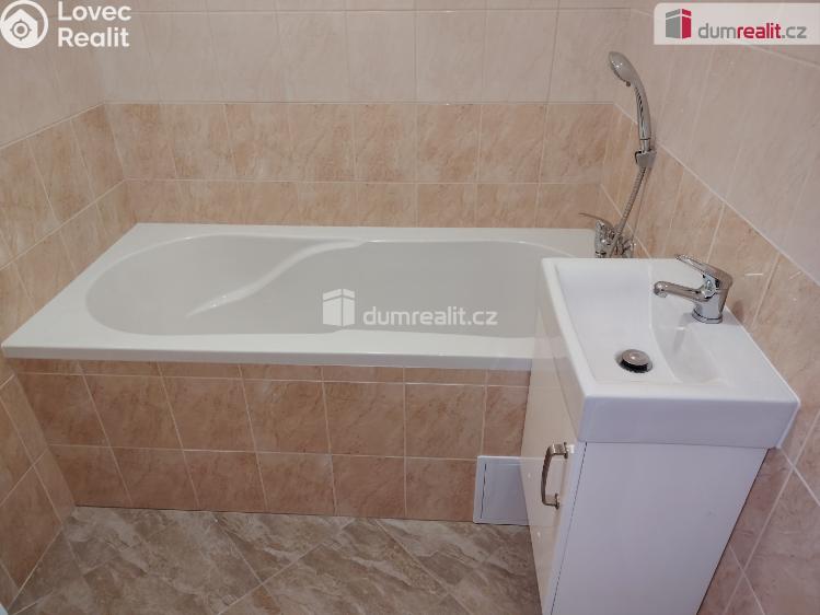 Pronájem bytu 3+1 Děčín, U Tvrze č. 7