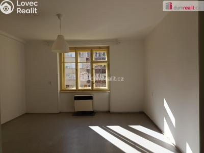 Pronájem bytu 1+KK Praha 10, V předpolí č. 2