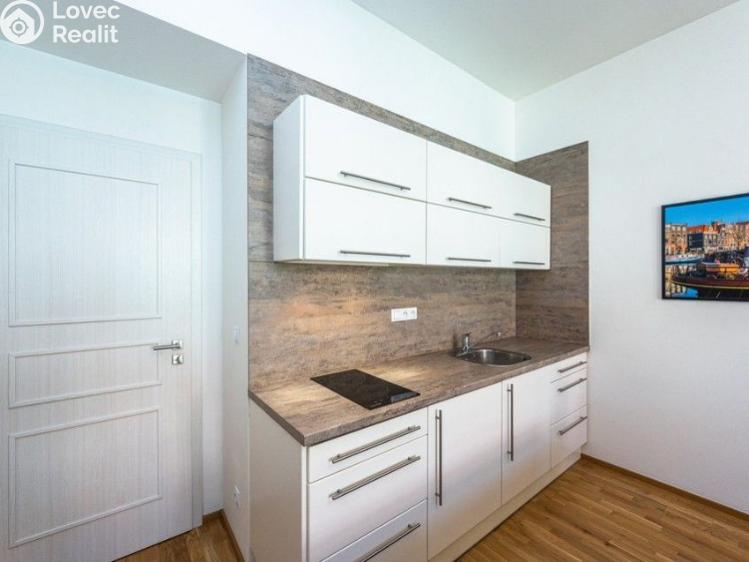 Pronájem kanceláře Praha, Křižíkova č. 7