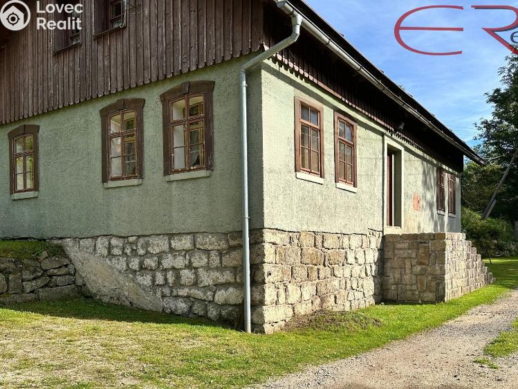 Prodej rodinného domu Desná č. 1