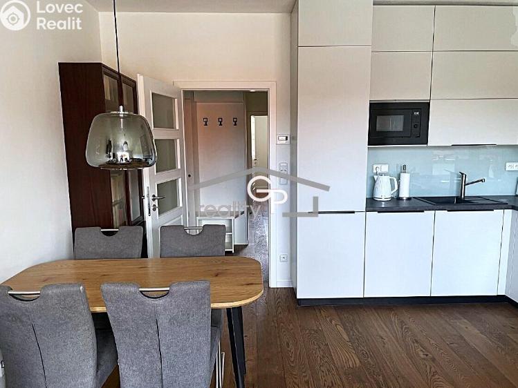 Pronájem bytu 2+KK České Budějovice, Ledenická č. 2