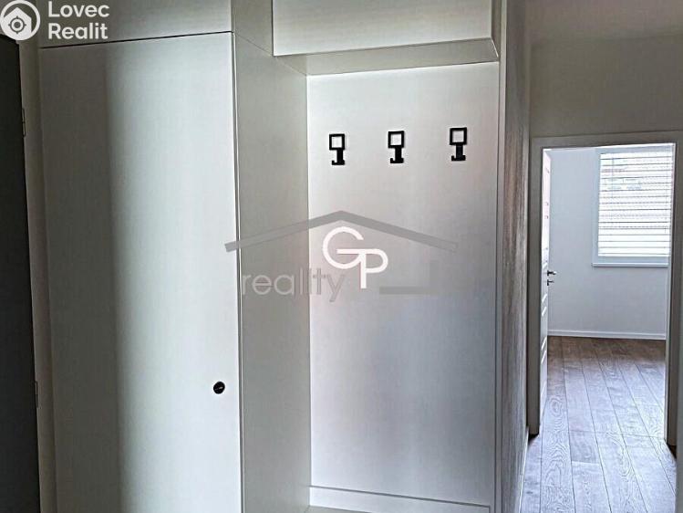 Pronájem bytu 2+KK České Budějovice, Ledenická č. 12