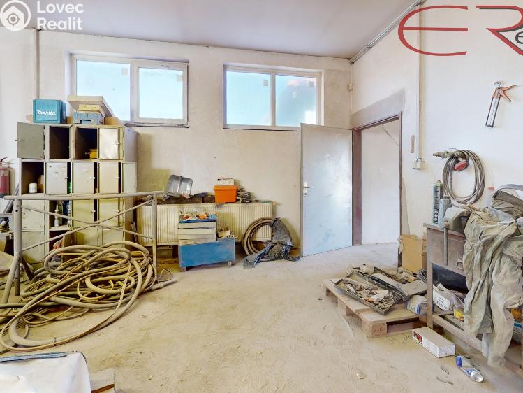 Prodej skladového prostoru Březina č. 32