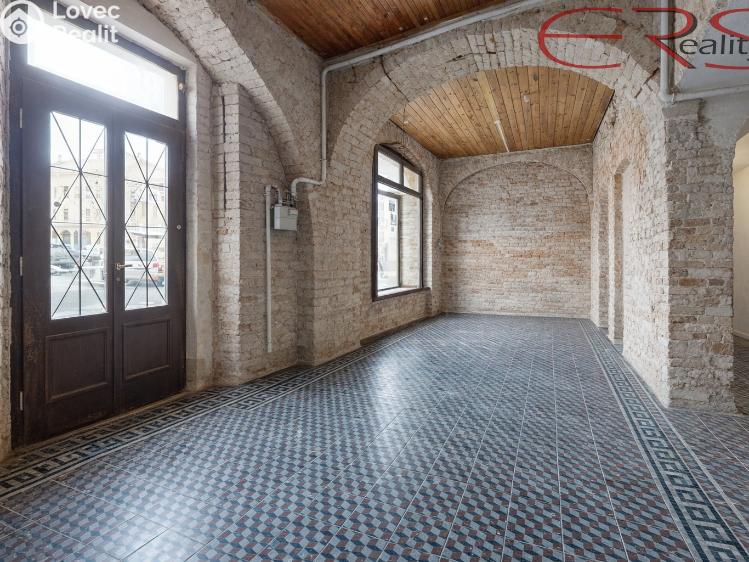 Продаж сімейного будинку Mnichovo Hradiště, Masarykovo náměstí 283 č. 2