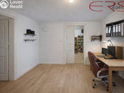 Sale family house Mnichovo Hradiště, Masarykovo náměstí 283 č. 8